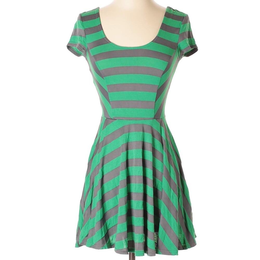 Urban Outfitters Coincidence & Chance green gray striped short sleeve dress xs